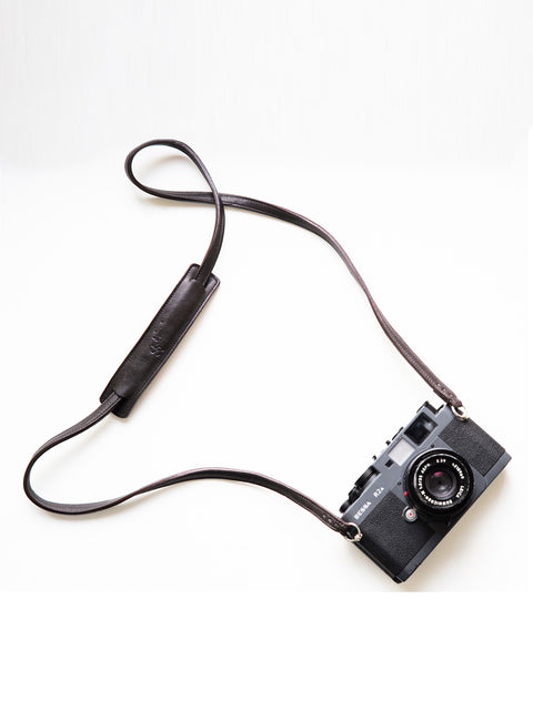 THE CAMERA STRAP