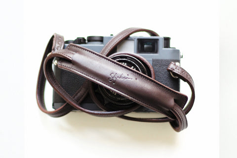 THE CAMERA STRAP